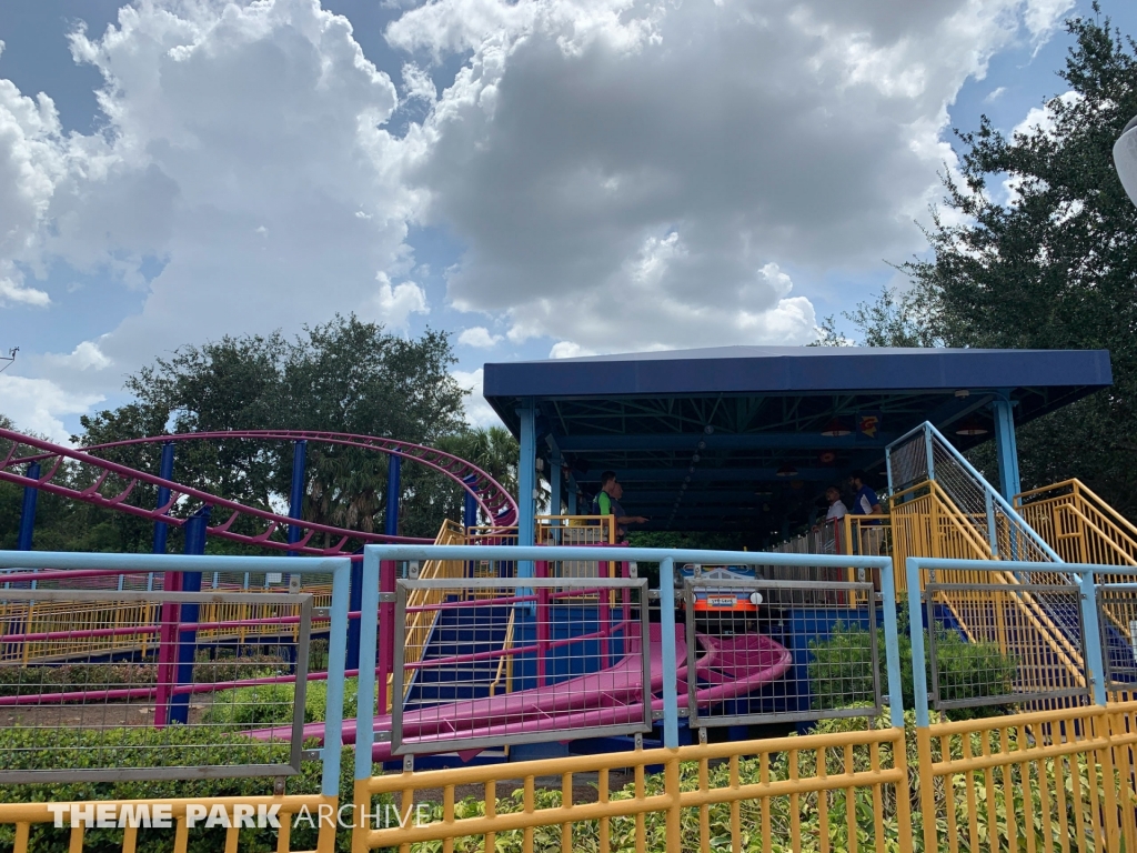 Super Grover's Box Car Derby at SeaWorld Orlando