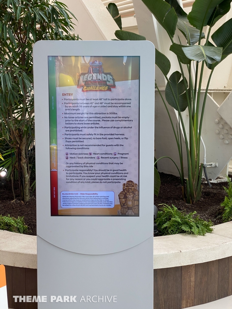 Legends of the Hidden Temple Challenge at Nickelodeon Universe at American Dream