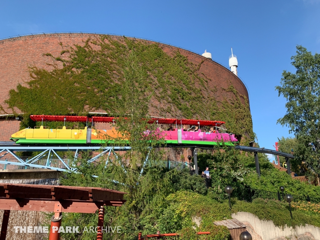 Maisemajuna at Linnanmaki