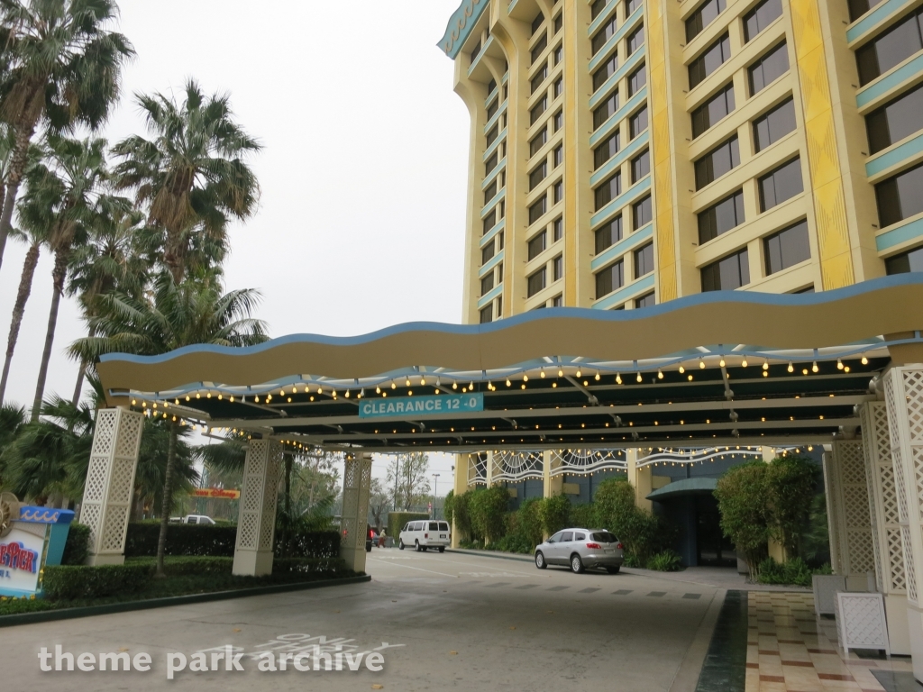 Paradise Pier Hotel at Disney California Adventure