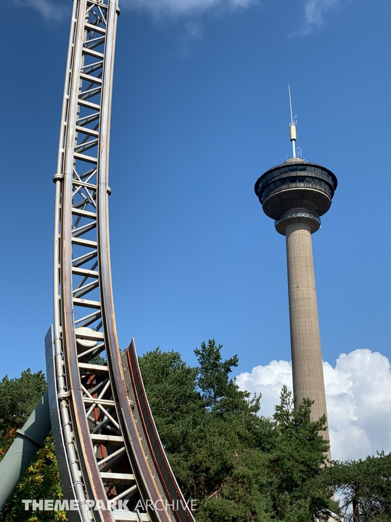 Half Pipe at Sarkanniemi
