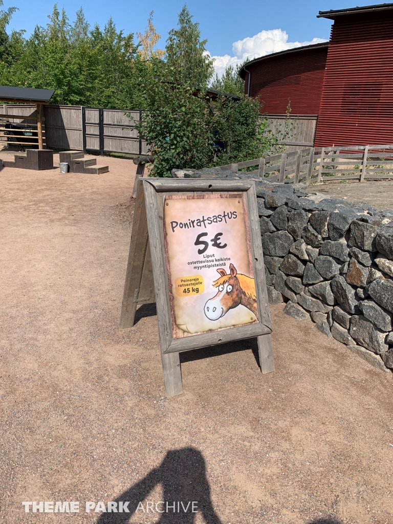 Doghill Fairy Tale Farm at Sarkanniemi