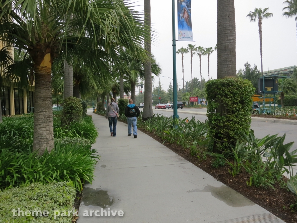 Paradise Pier Hotel at Disney California Adventure