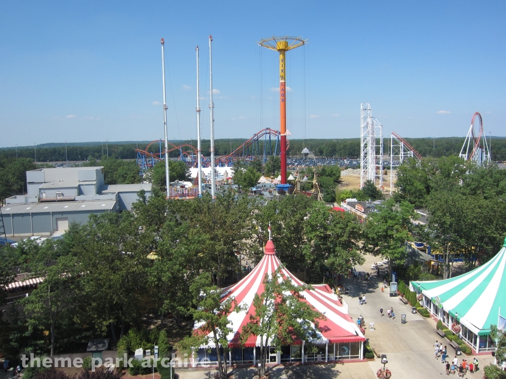Parachute Training Center: Edwards AFB Jump Tower at Six Flags Great Adventure
