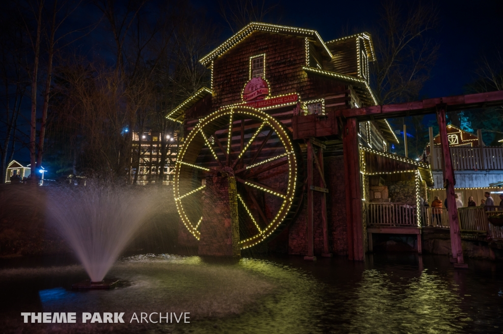Craftsman's Valley at Dollywood