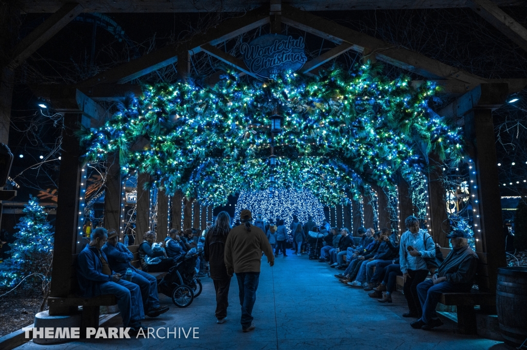 Plaza at Wilderness Pass at Dollywood
