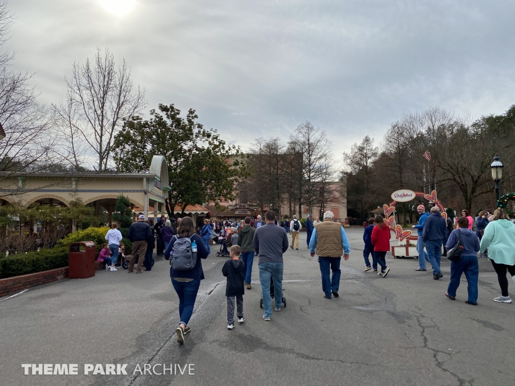 Showstreet at Dollywood