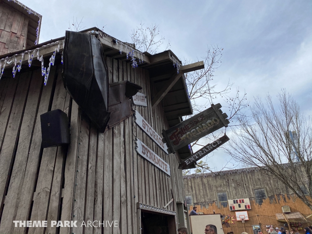 Tennessee Tornado at Dollywood