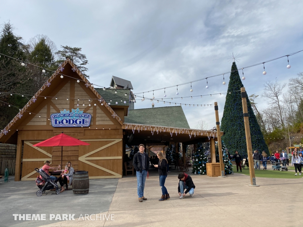 Plaza at Wilderness Pass at Dollywood