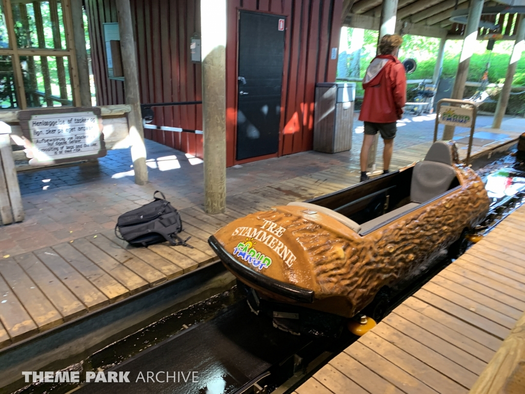 Traestammerne at Farup Sommerland