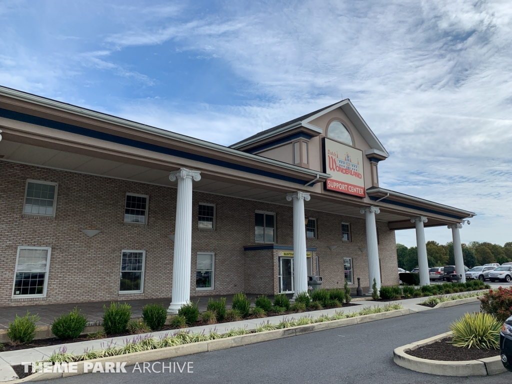 Support Center at Dutch Wonderland