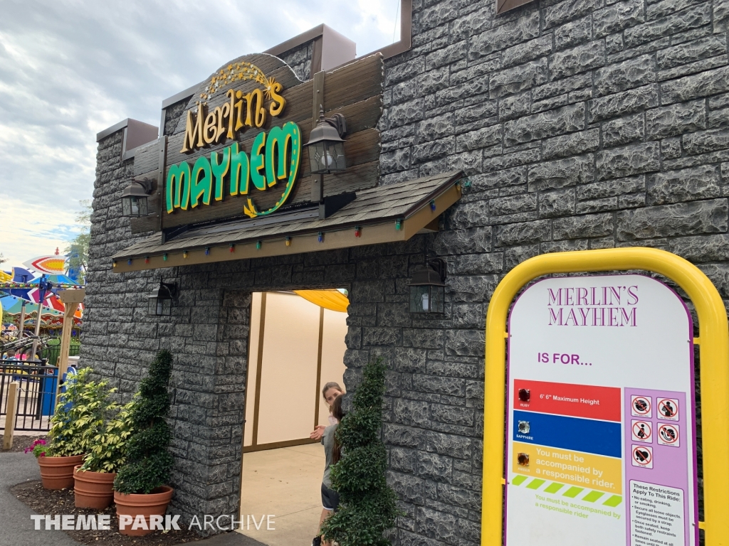 Merlin's Mayhem at Dutch Wonderland