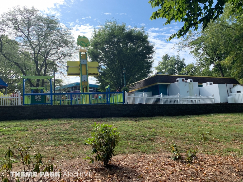 Frog Hopper at Dutch Wonderland