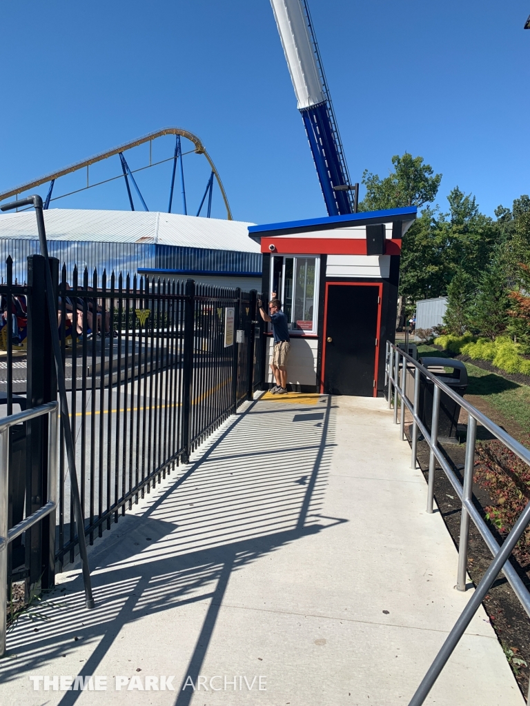 Wonder Woman Lasso of Truth at Six Flags Great Adventure
