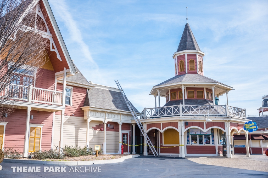 Entrance at Kentucky Kingdom