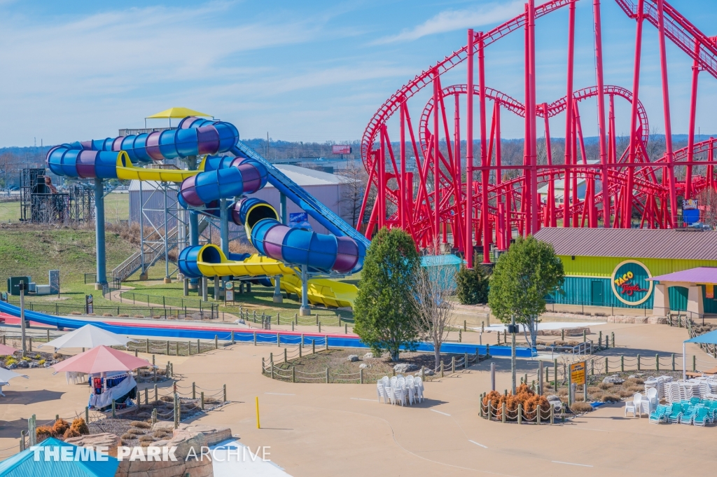 Hurricane Bay Beach Club at Kentucky Kingdom
