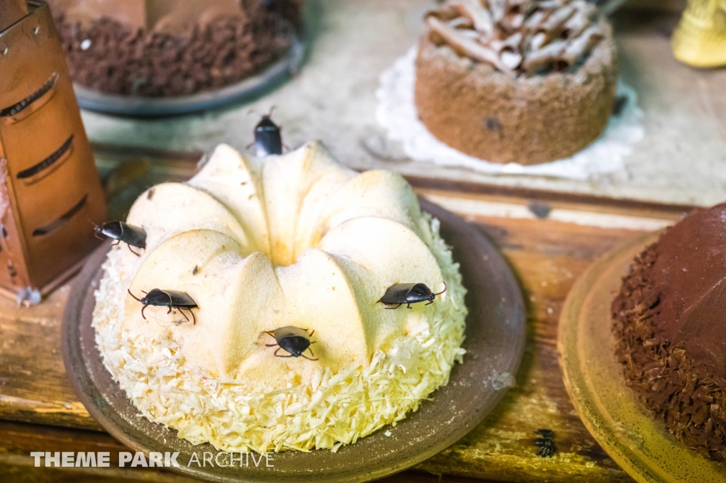 Eerie Estate at Cedar Point