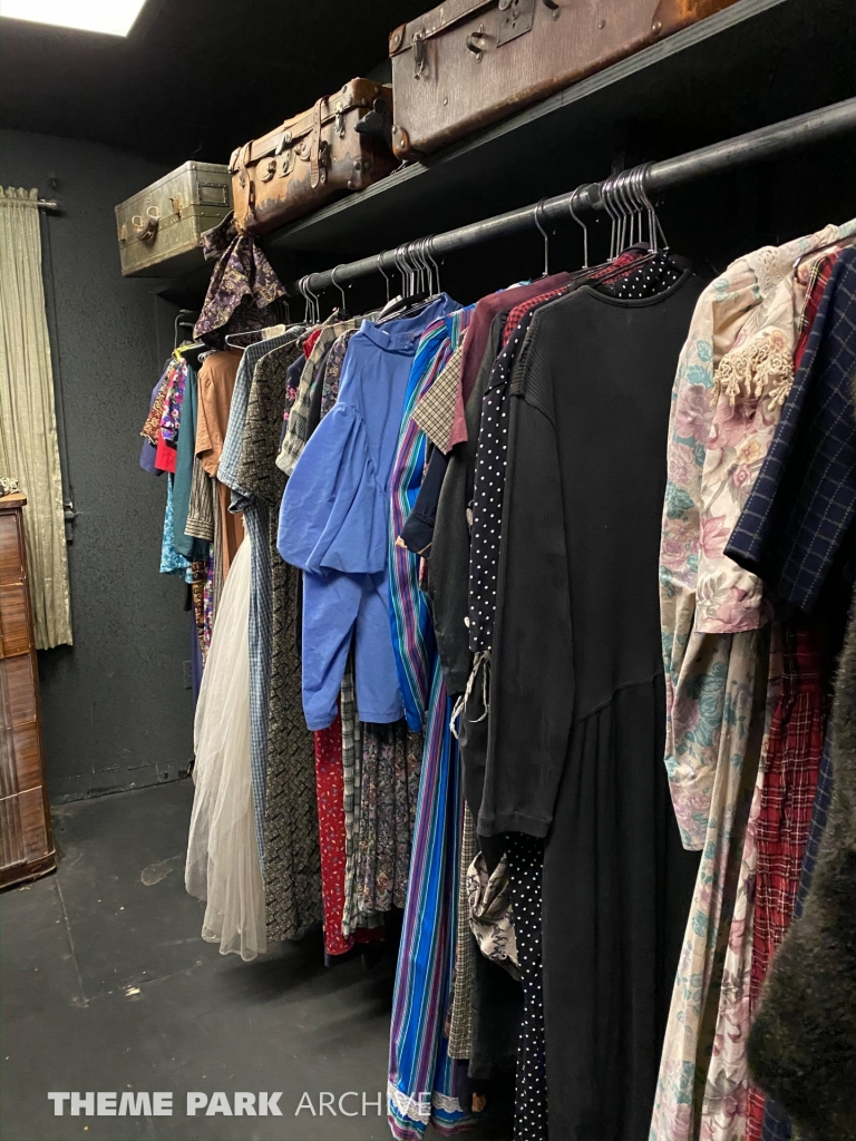 Eerie Estate at Cedar Point