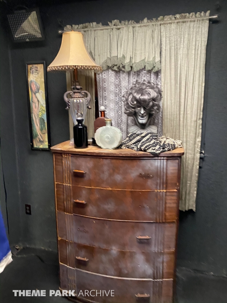 Eerie Estate at Cedar Point