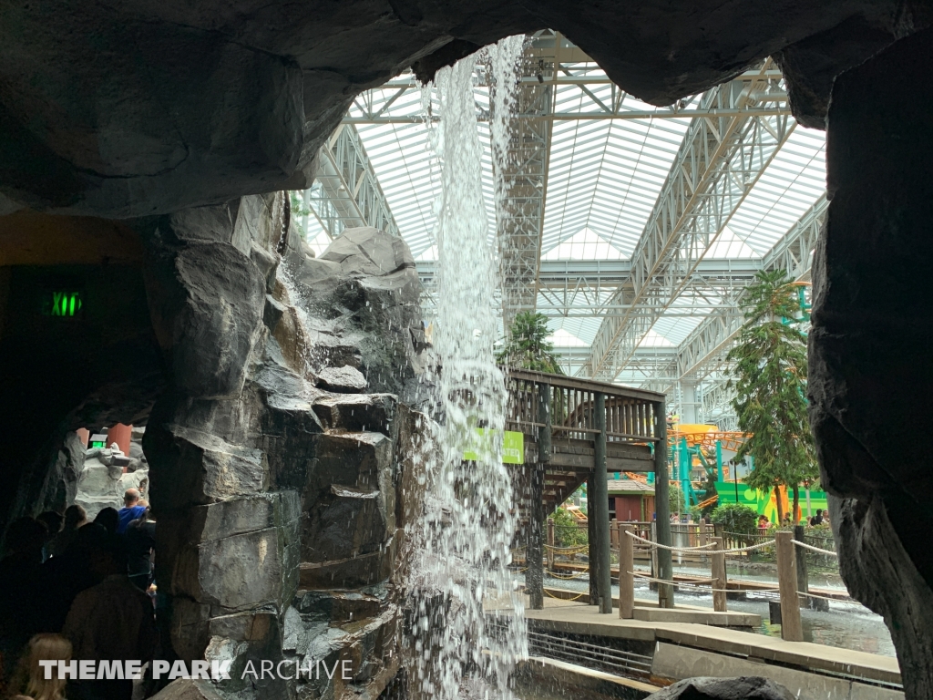 Paul Bunyan's Log Chute at Nickelodeon Universe at Mall of America