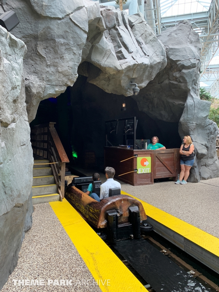 Paul Bunyan's Log Chute at Nickelodeon Universe at Mall of America