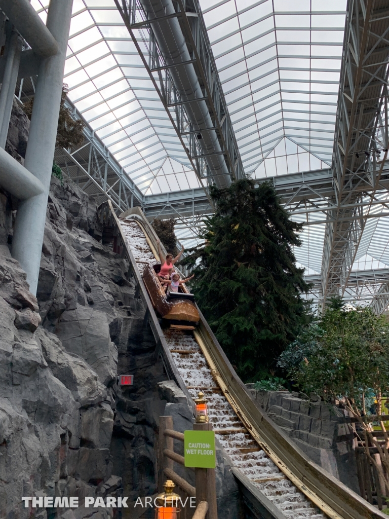 Paul Bunyan's Log Chute at Nickelodeon Universe at Mall of America
