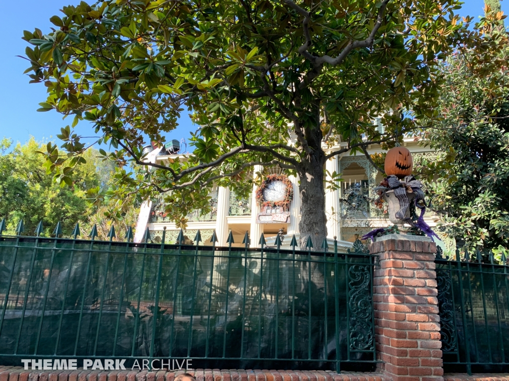 Haunted Mansion at Disneyland