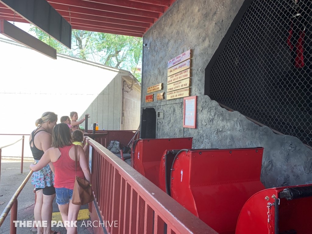 Devil’s Den at Conneaut Lake Park