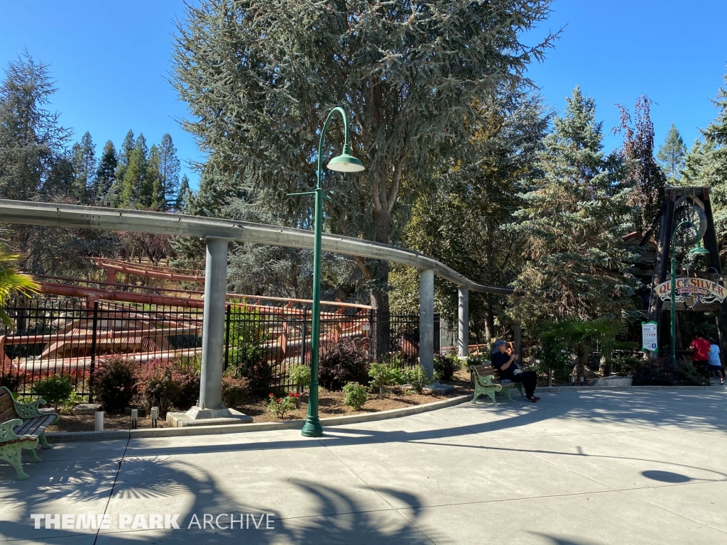 Quicksilver Express at Gilroy Gardens