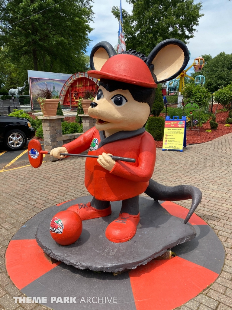 Misc at Sluggers & Putters Amusement Park