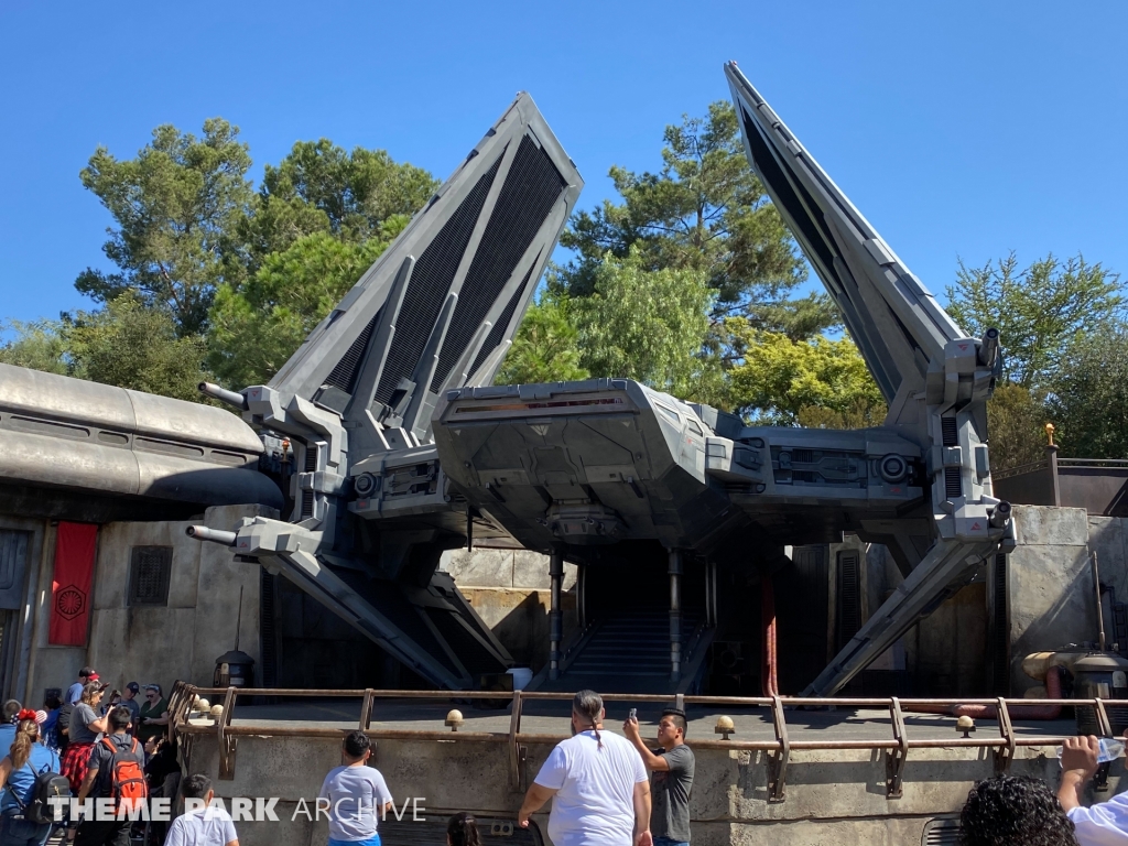 Star Wars: Galaxy's Edge at Disney California Adventure
