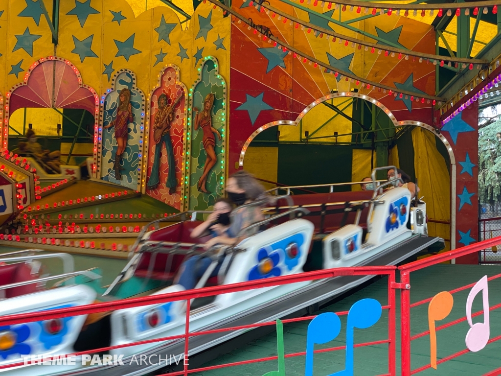 Musik Express at Kennywood