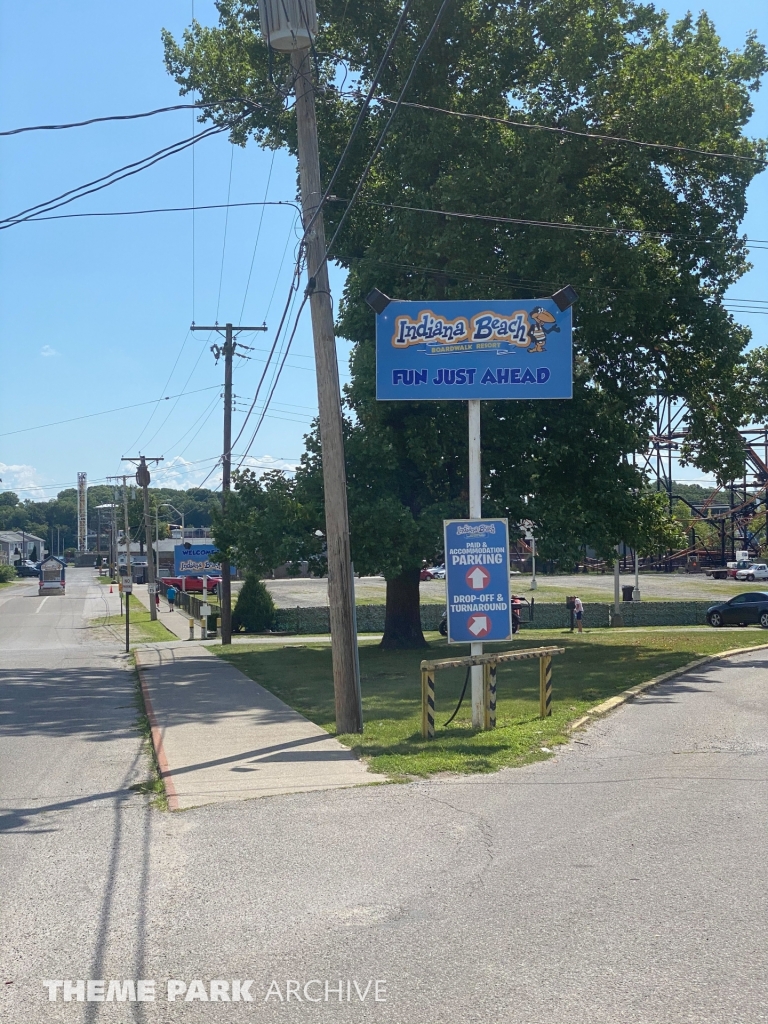 Parking at Indiana Beach