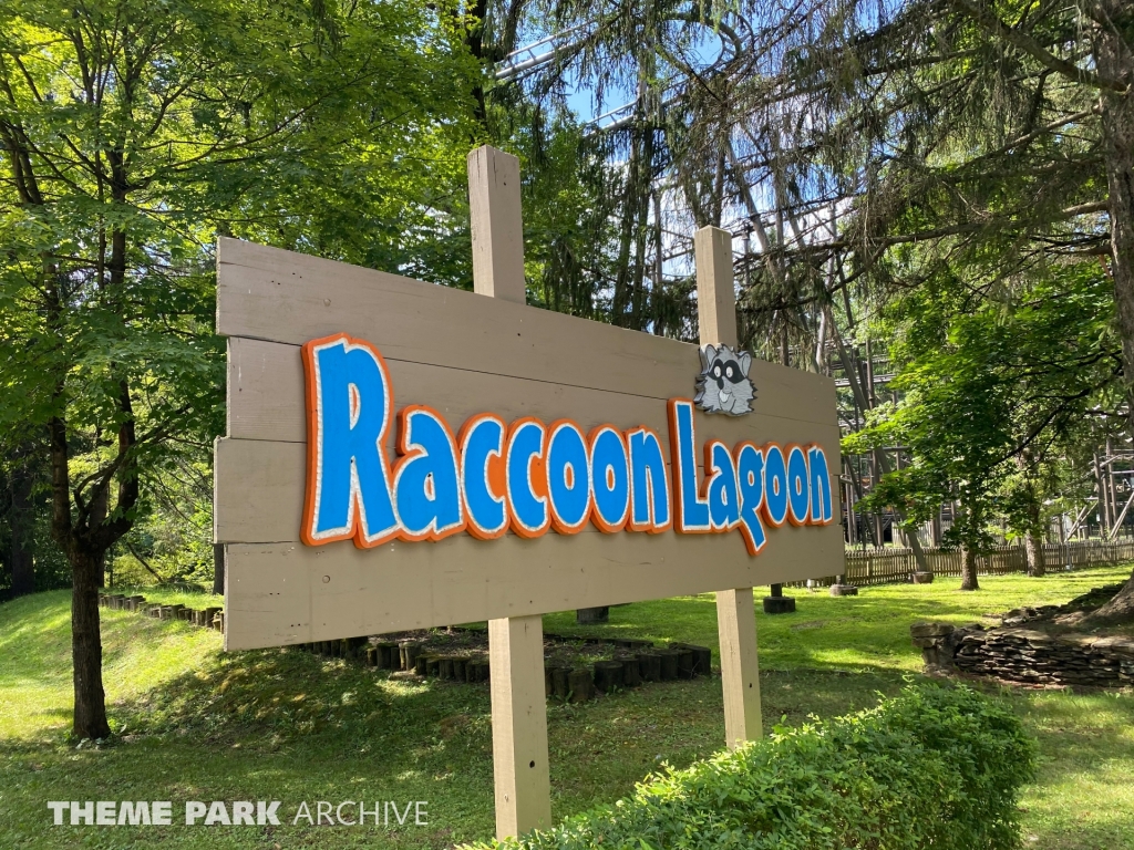 Raccoon Lagoon at Idlewild and SoakZone
