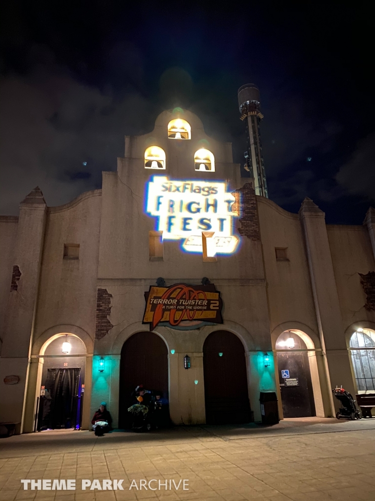 Southwest Territory at Six Flags Great America