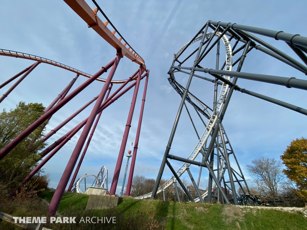 Maxx Force at Six Flags Great America