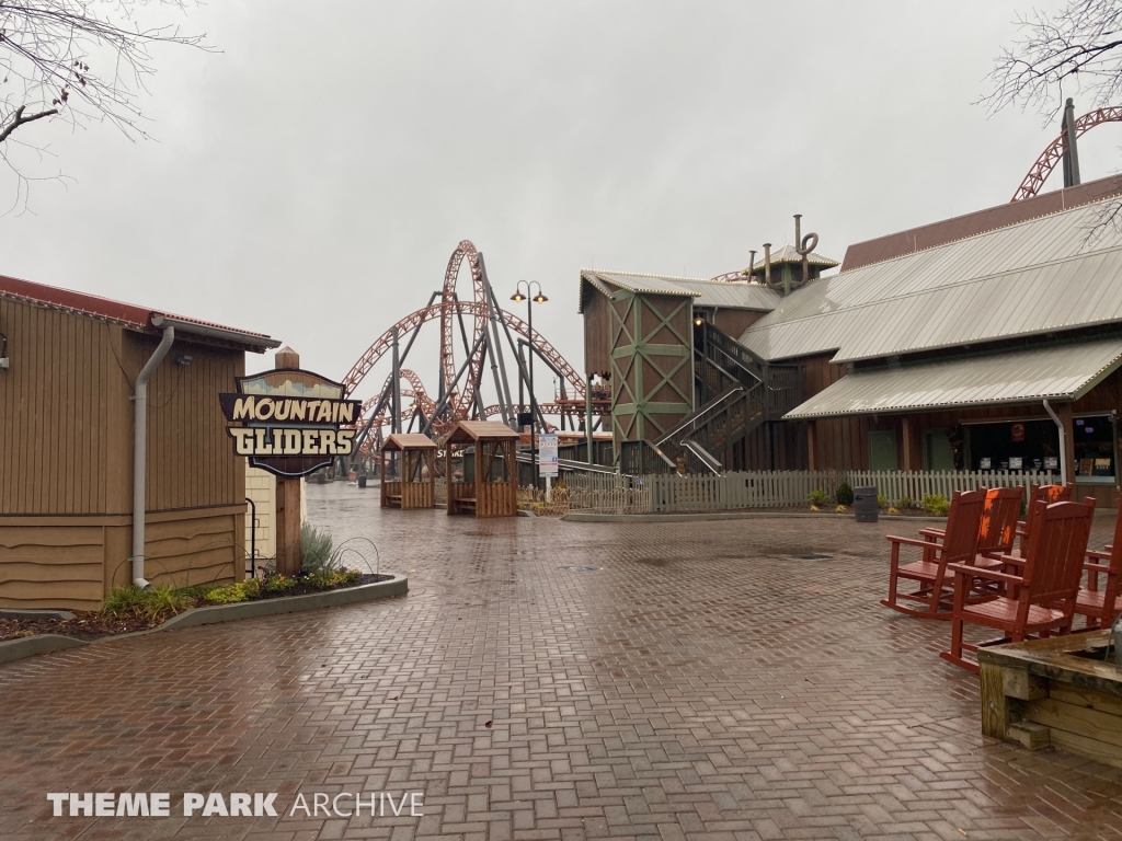 Mountain Gliders at Carowinds