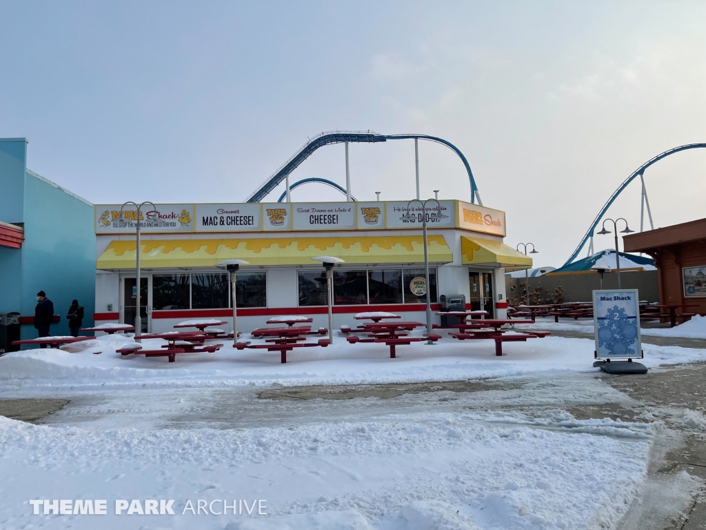 Pink's Hot Dogs at Cedar Point