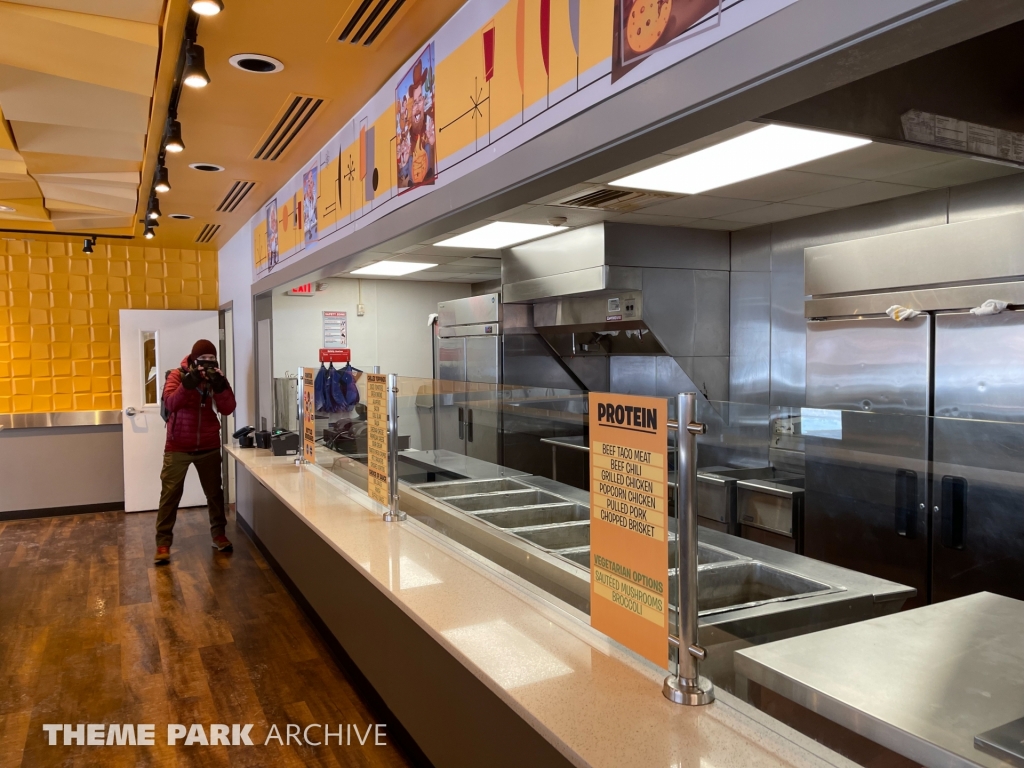 Pink's Hot Dogs at Cedar Point