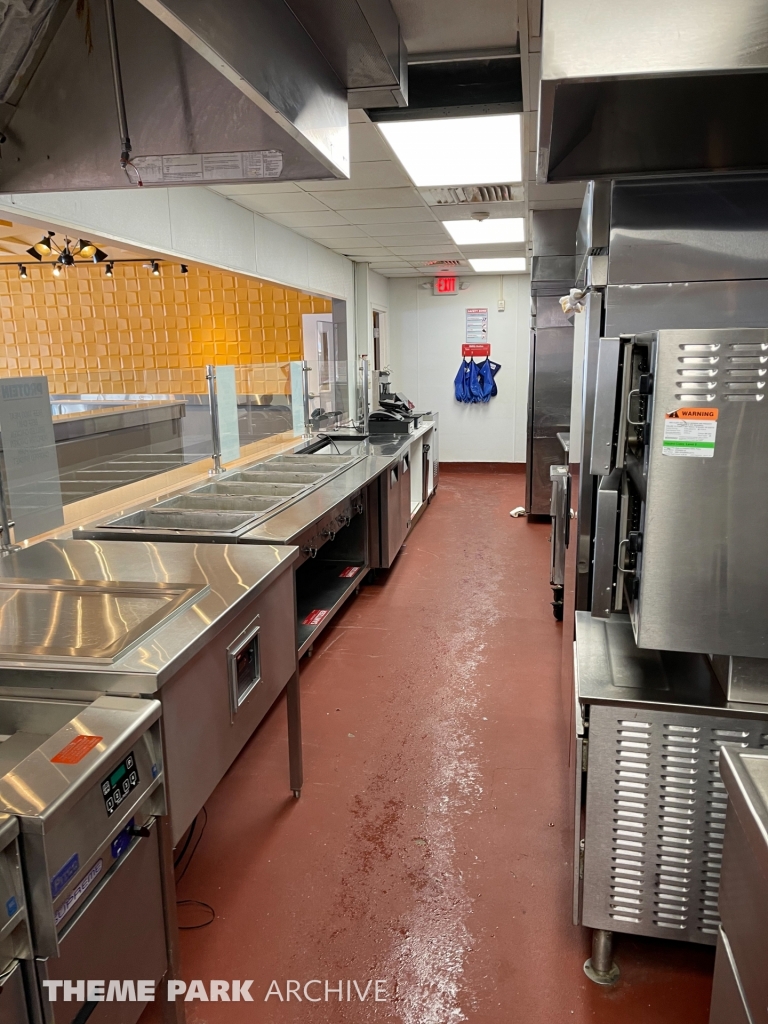 Pink's Hot Dogs at Cedar Point