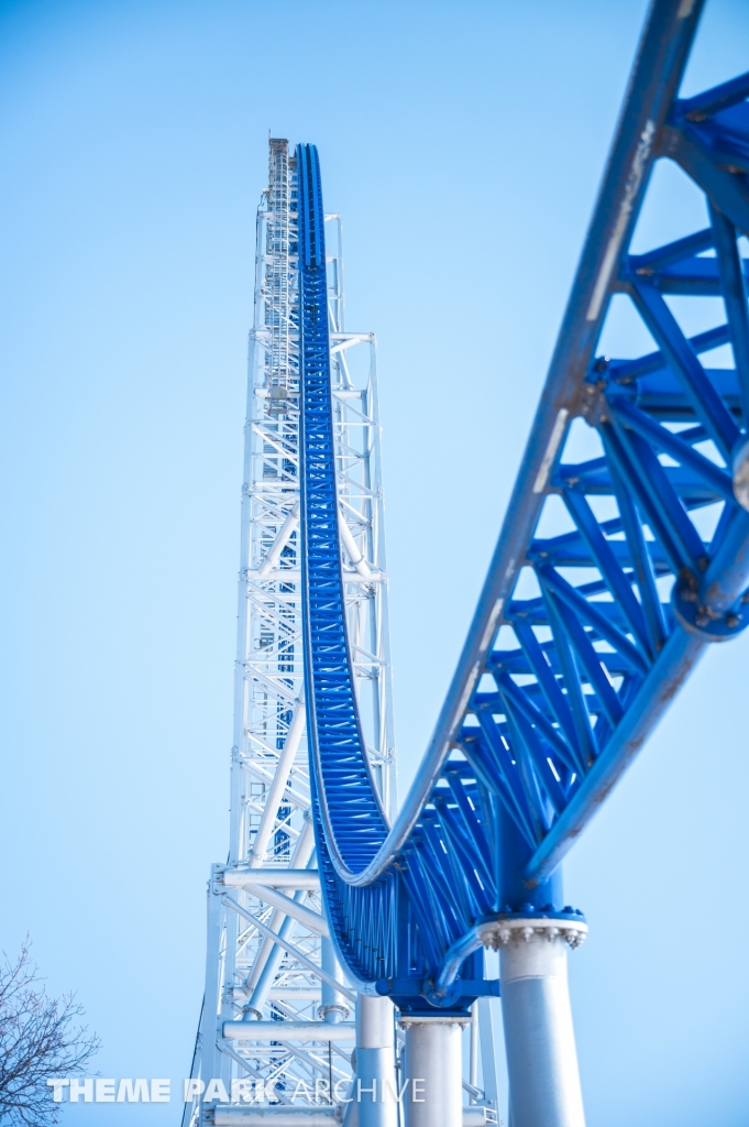 Magnum XL 200 at Cedar Point