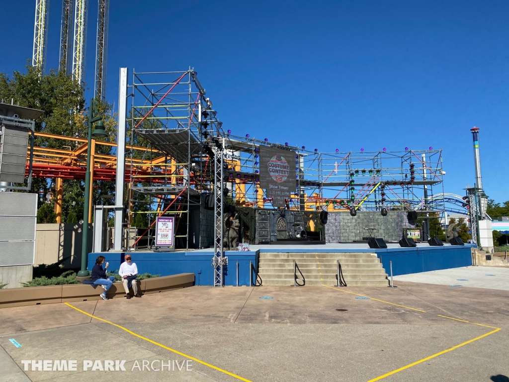 Celebration Plaza at Cedar Point