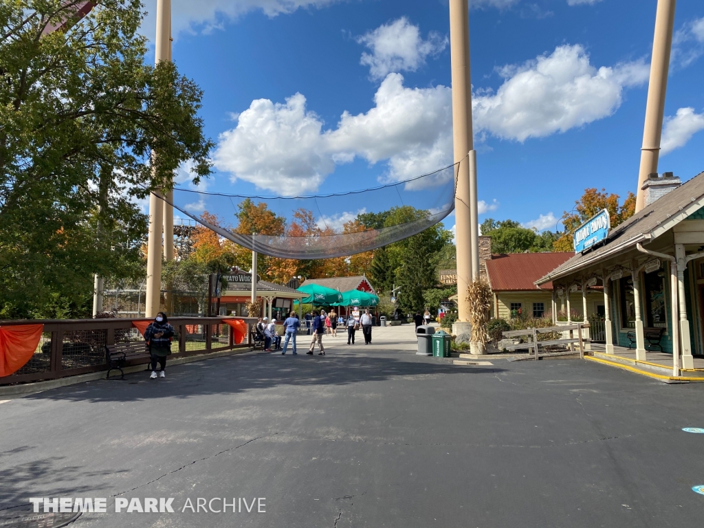Rivertown at Kings Island