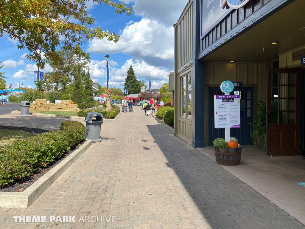 Rivertown at Kings Island