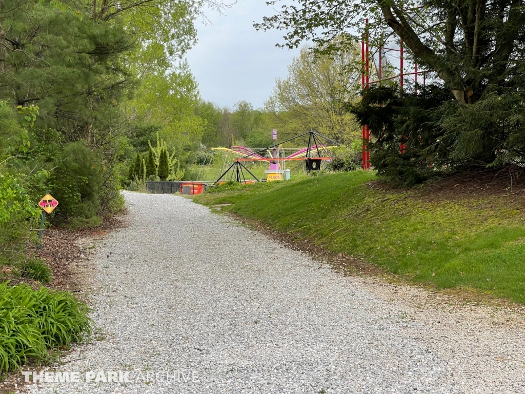 The Scrambler at Sluggers & Putters Amusement Park