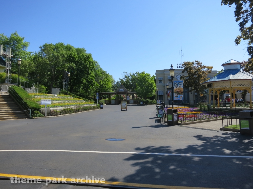 Hometown Square at Six Flags Great America