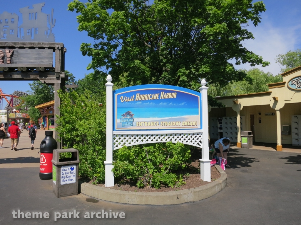 Hometown Square at Six Flags Great America