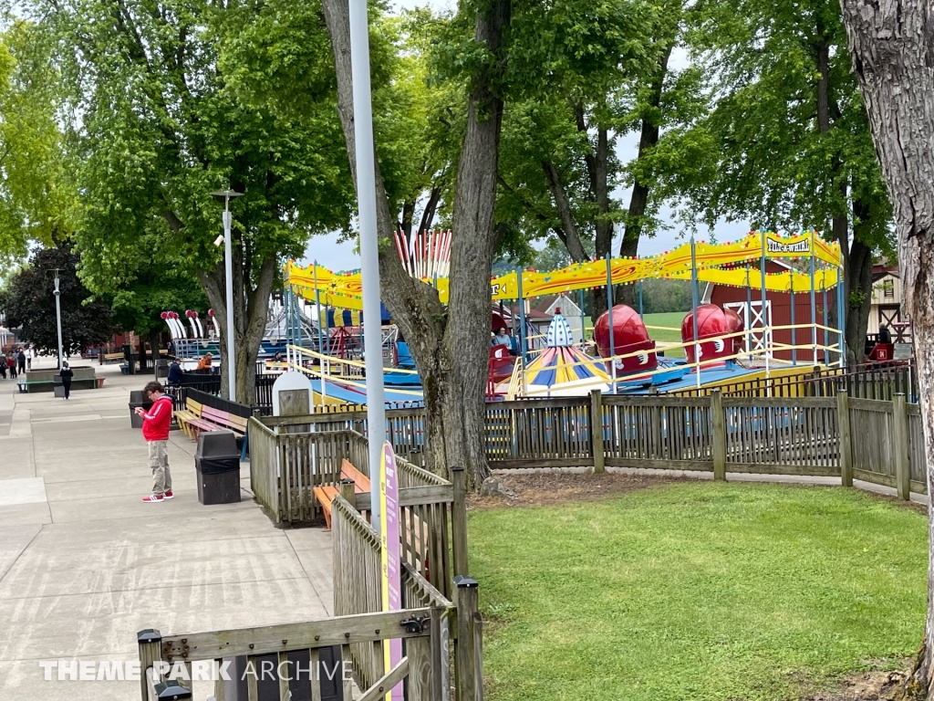Tilt A Whirl at Stricker's Grove