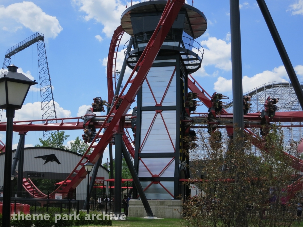 X Flight at Six Flags Great America