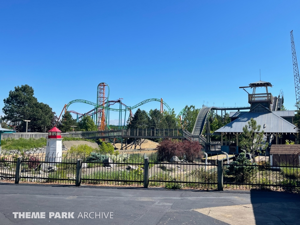 Shipwreck Falls at Six Flags Darien Lake